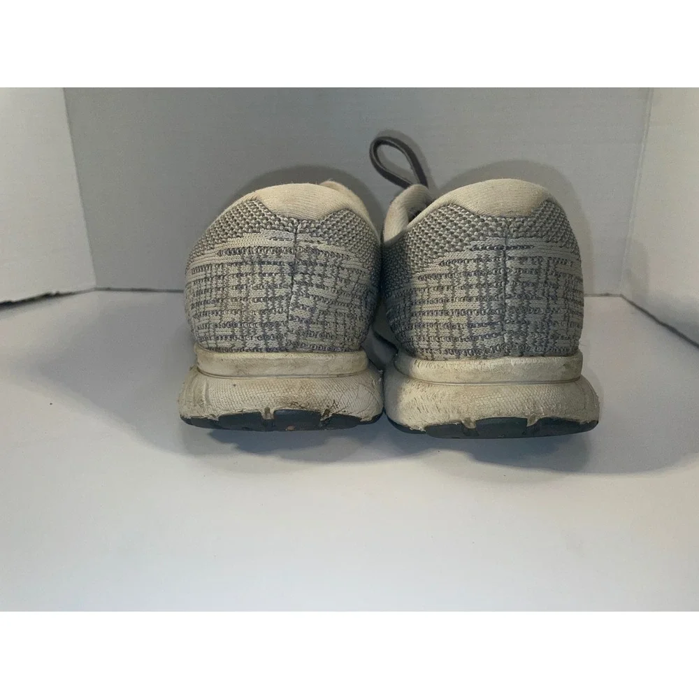 Brooks Revel 3 Women's Size 10 Running Shoes Sneakers‎ Beige